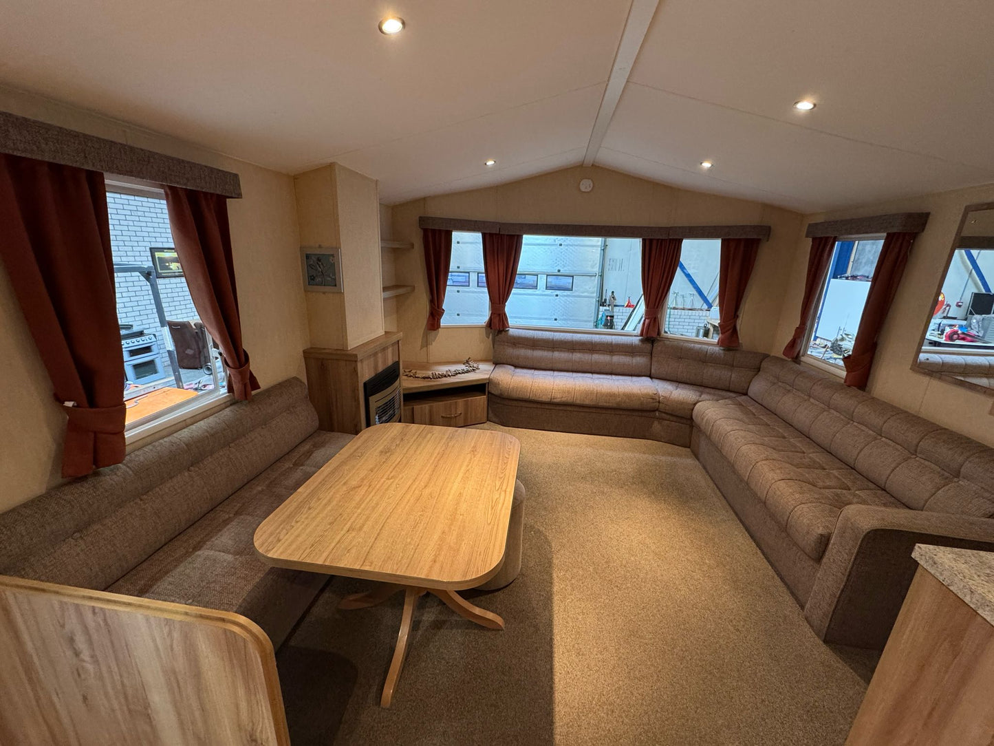 Willerby Rio Gold - 10.50 x 3.70 - Gereserveerd!