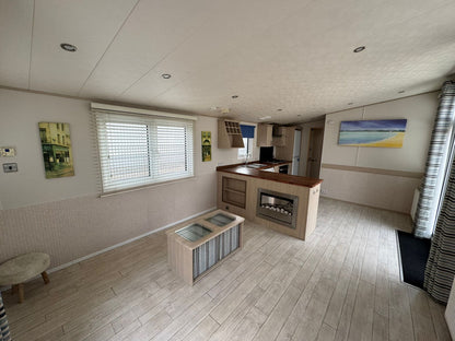 Abi Revelation chalet - 12.30 x 3.80 - 2 slaapkamers Verkocht!