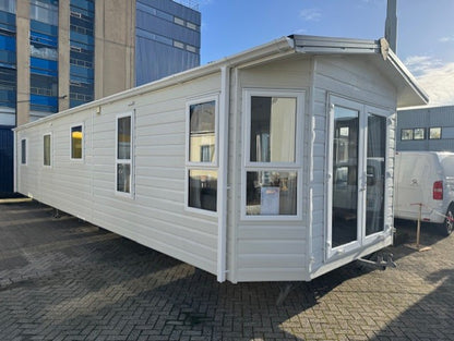 Kunststof Abi Ashcroft 11.80 x 3.80 3 slaapkamers Verkocht!!