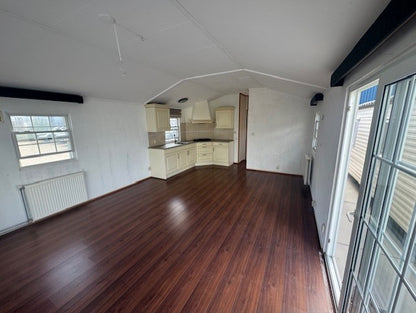 ** Zeer ruim Arcabo chalet 10 x 430 1 slaapkamer : 26.450,-**