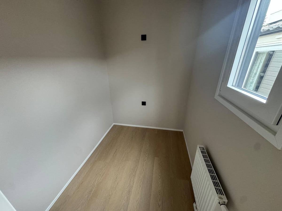 Onderhoudsarm chalet/mantelzorgwoning 12.60 x 4.30 nieuw!